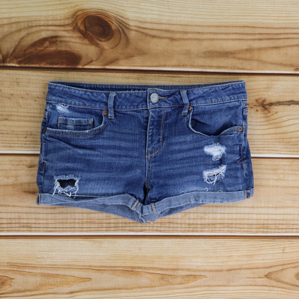Aeropostale Jean Shorts Distressed Cuffed Low Rise Womens 4‎ Blue Denim Pockets